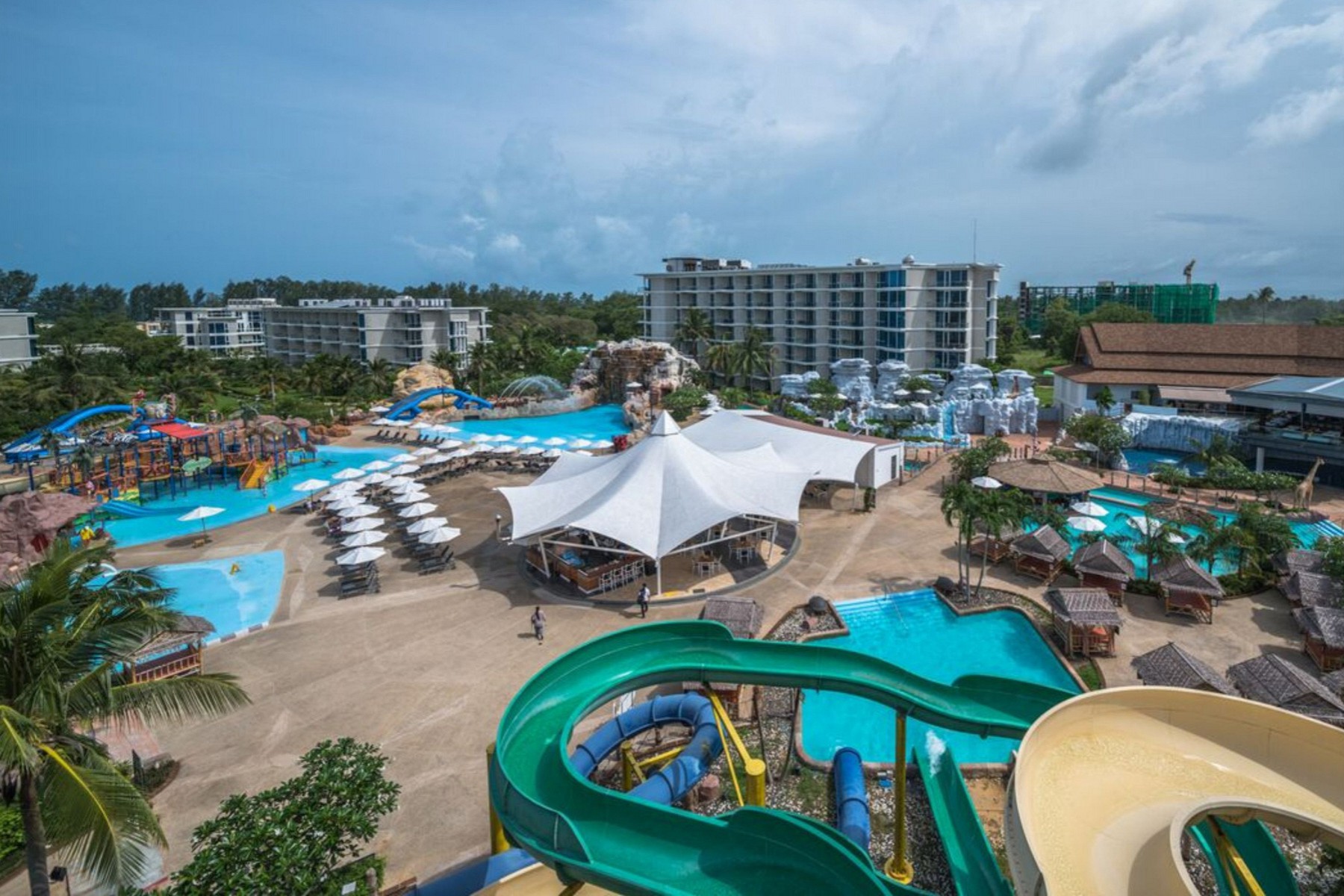 Laya Resort & Residences