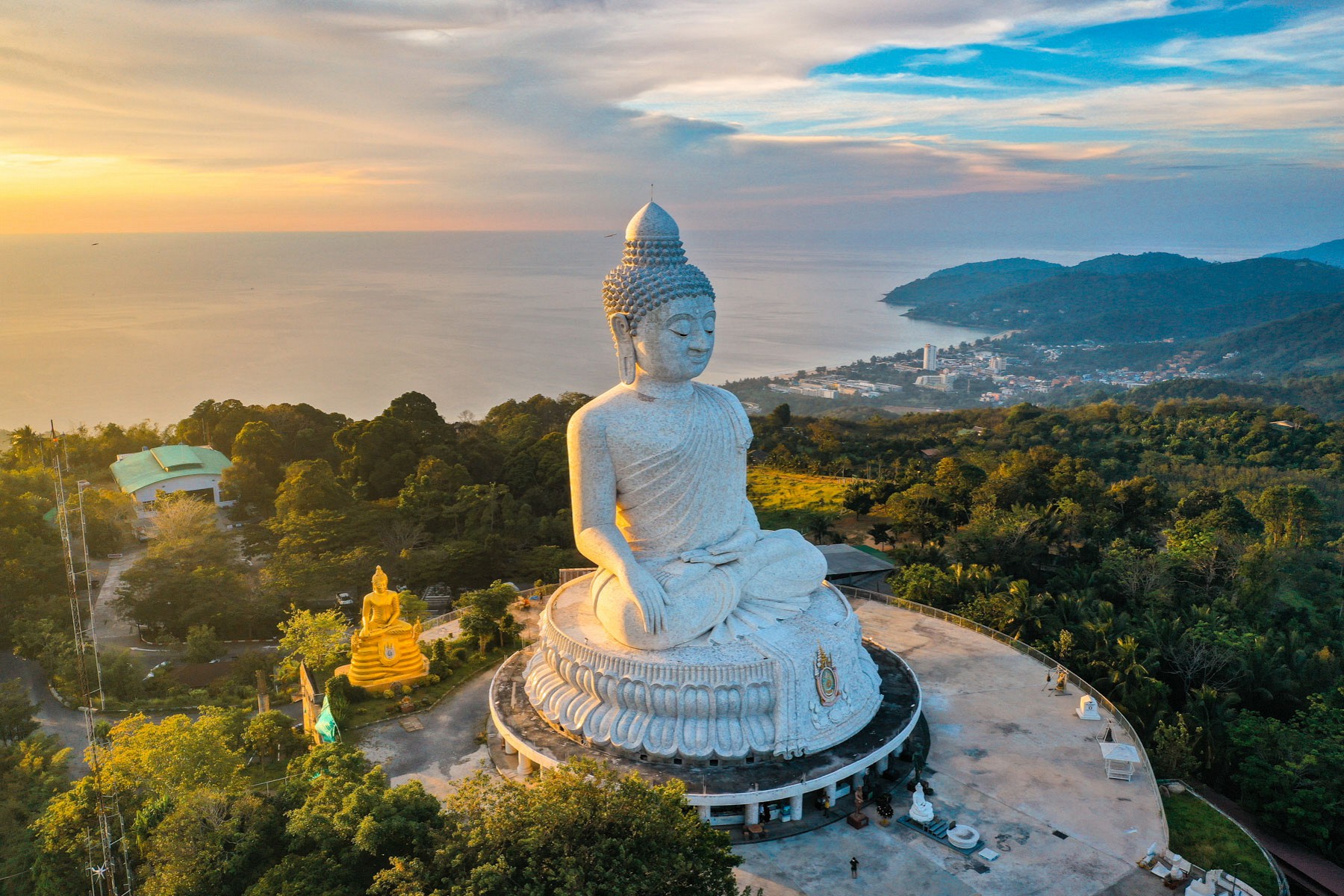 Laya Resort & Residences