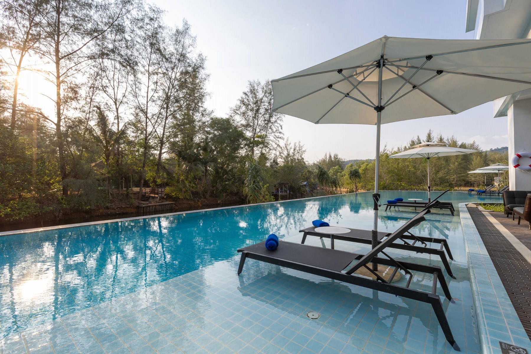 Laya Resort & Residences